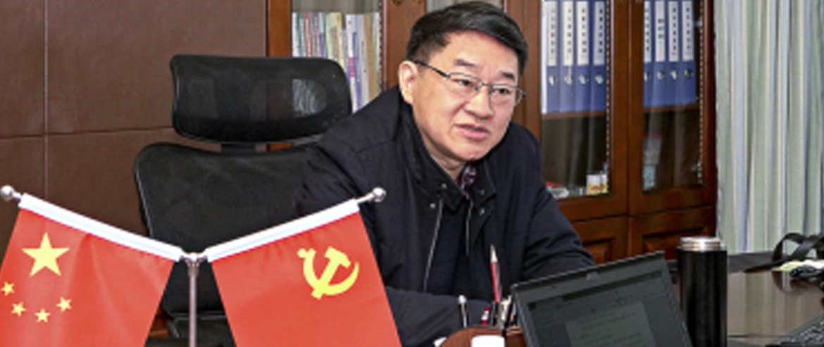 《四川日报》开年访谈——记者对话尊龙凯时人生就是博z6com集团党委书记、董事长任丁