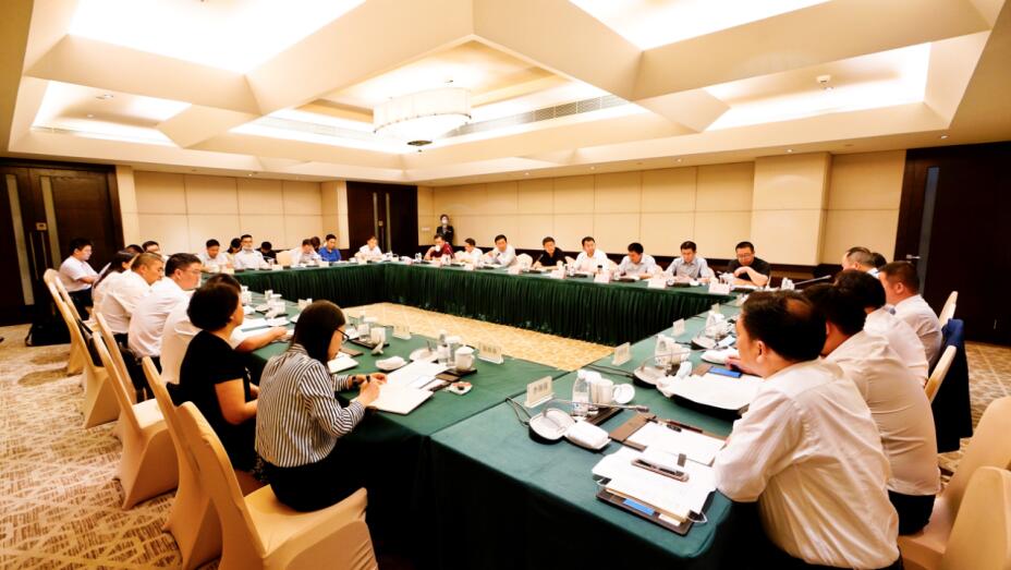 尊龙凯时人生就是博z6com集团召开旅馆营业运营治理及效劳提升专题聚会