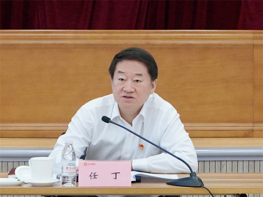 省尊龙凯时人生就是博z6com集团召开庆祝中国共产党建设100周年座谈会