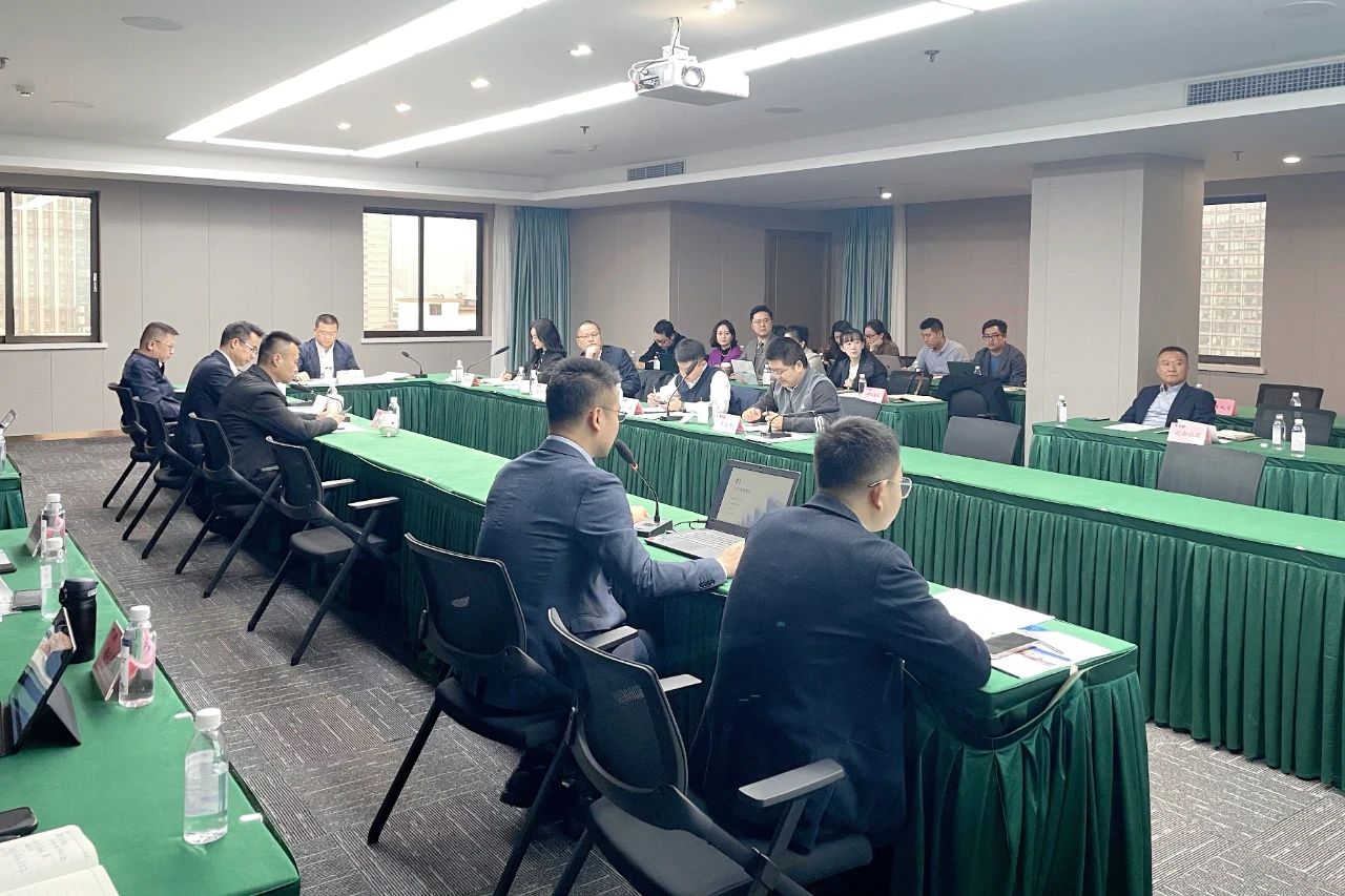 省尊龙凯时人生就是博z6com集团召开终年执法照料年度事情总结会